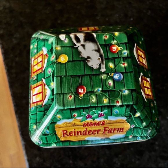Vintage M&M'S Christmas Holiday REINDEER Tin Canister 2003 Collection - Picture 5 of 10